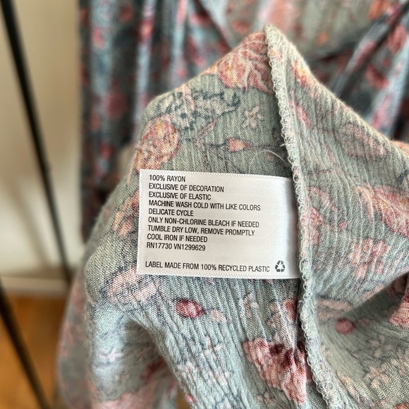 Floral midi dress - Picture 6 of 6